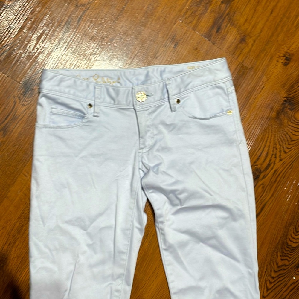 00 Lilly Pulitzer soft lilac (almost white) colored pants.